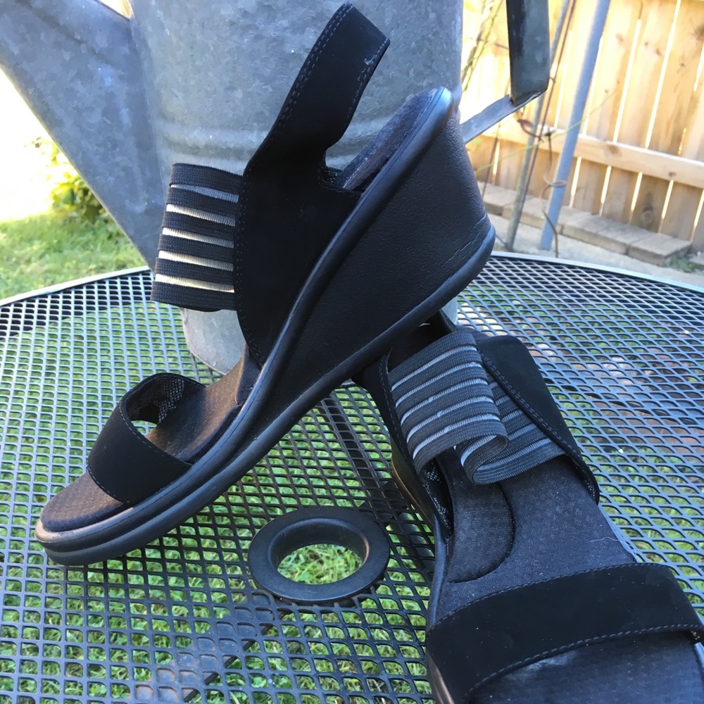 Skechers foam dressy wedge sandals